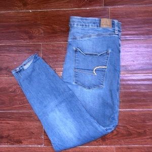 American Eagle Super High Rise Jeans